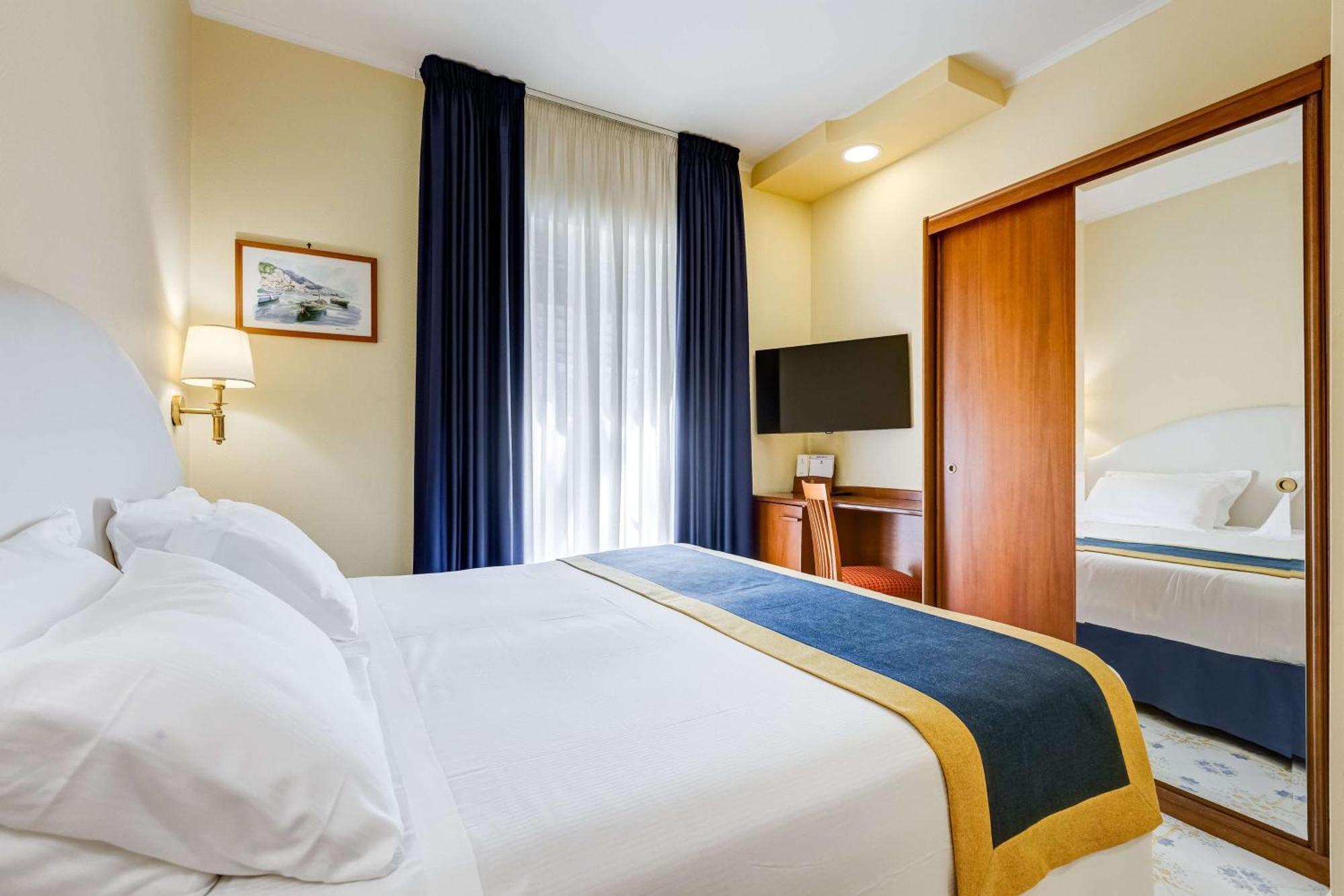 เบสต์ เวสเทิร์น โฮเทล ลา โซลารา Hotel ซอร์เรนโต ภายนอก รูปภาพ