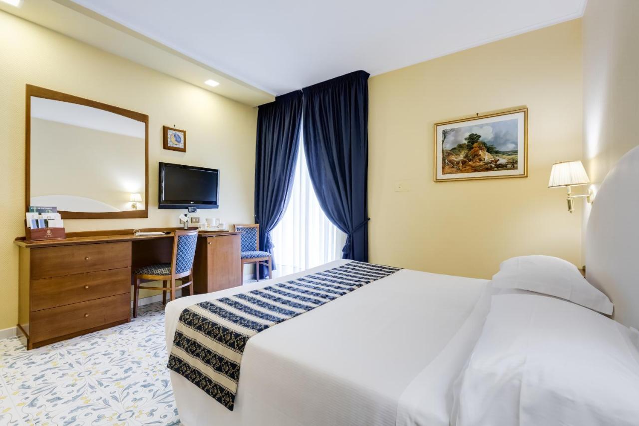 เบสต์ เวสเทิร์น โฮเทล ลา โซลารา Hotel ซอร์เรนโต ภายนอก รูปภาพ
